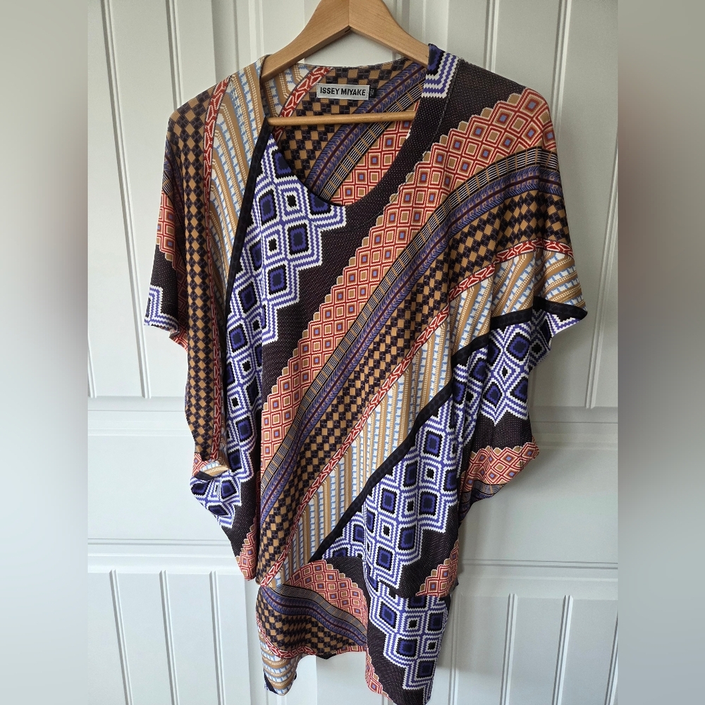 Issey‎ Miyake Women Dresses